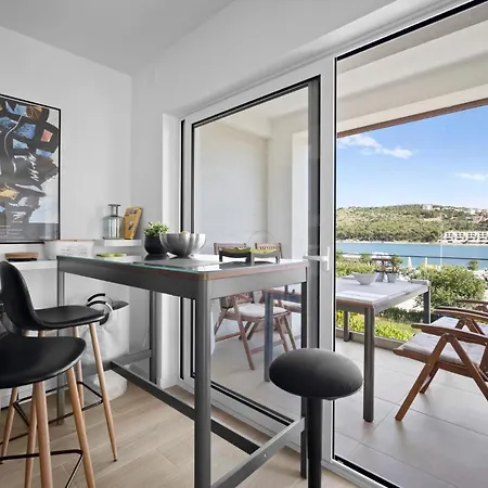 Urban Loft Next To The Beach Trogir Exterior photo