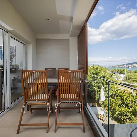 Urban Loft Next To The Beach Trogir Exterior photo