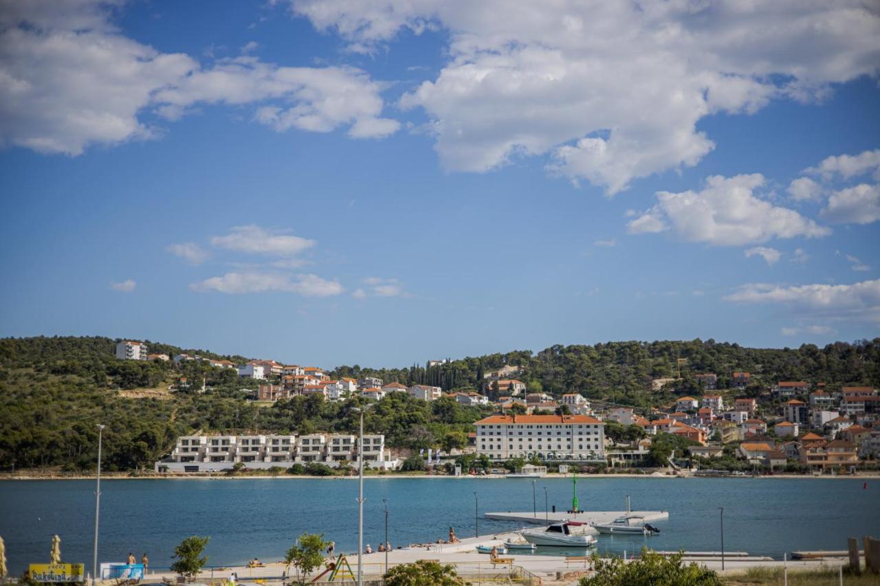 Apartment Urban Loft Next To The Trogir